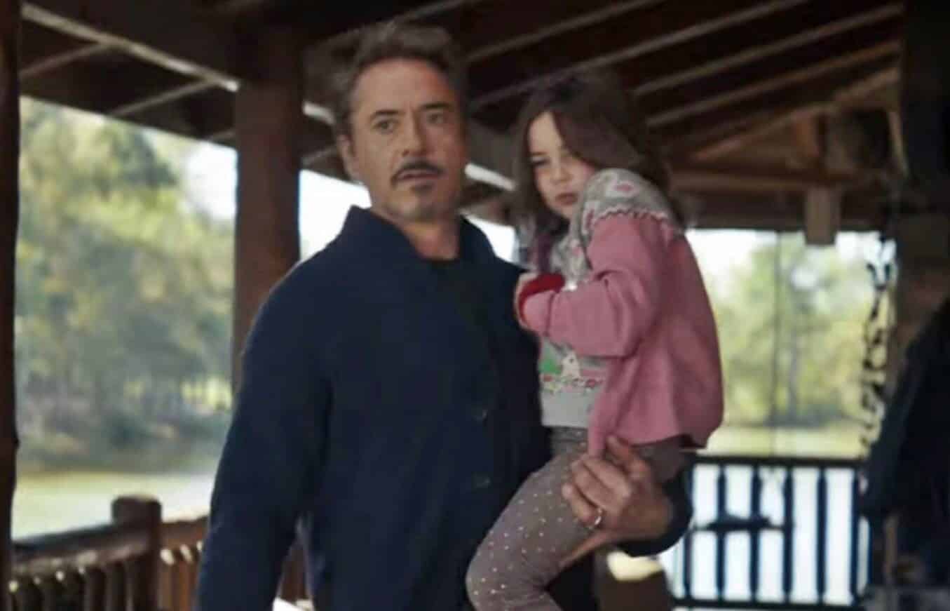 Endgame Script Reveals Iron Man's Emotional Last Words 1 "Hey, Pep"