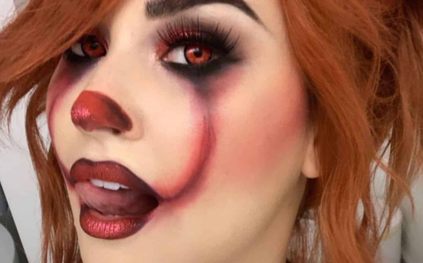 Demi Lovato Pennywise The Clown