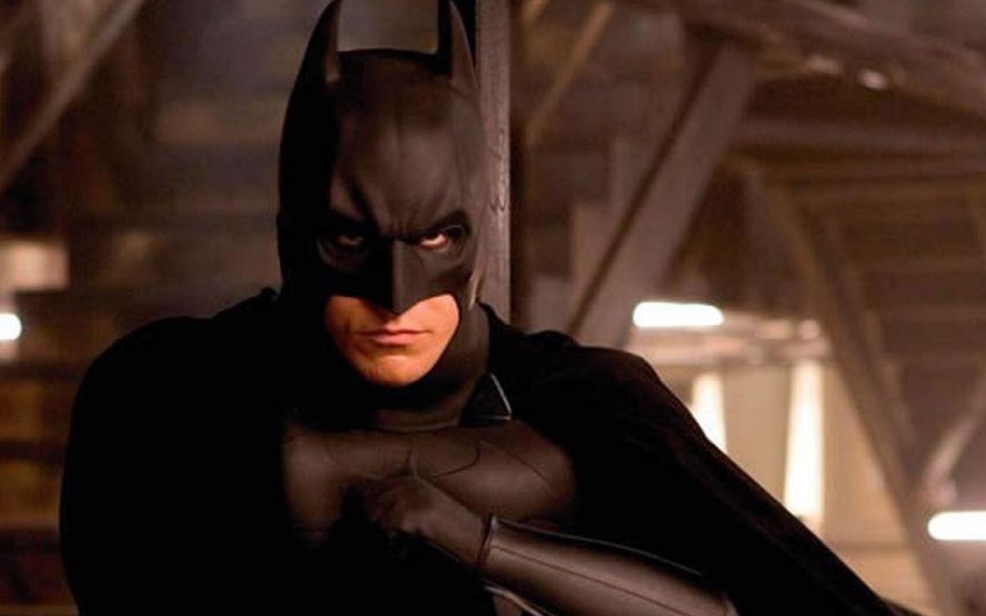 Creepy Behind The Scenes Footage From 'Batman Begins' Goes Viral