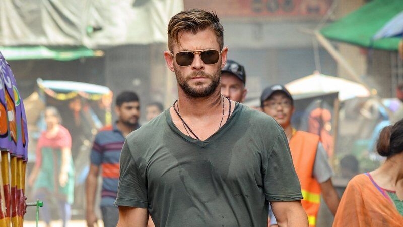 extraction movie chris hemsworth