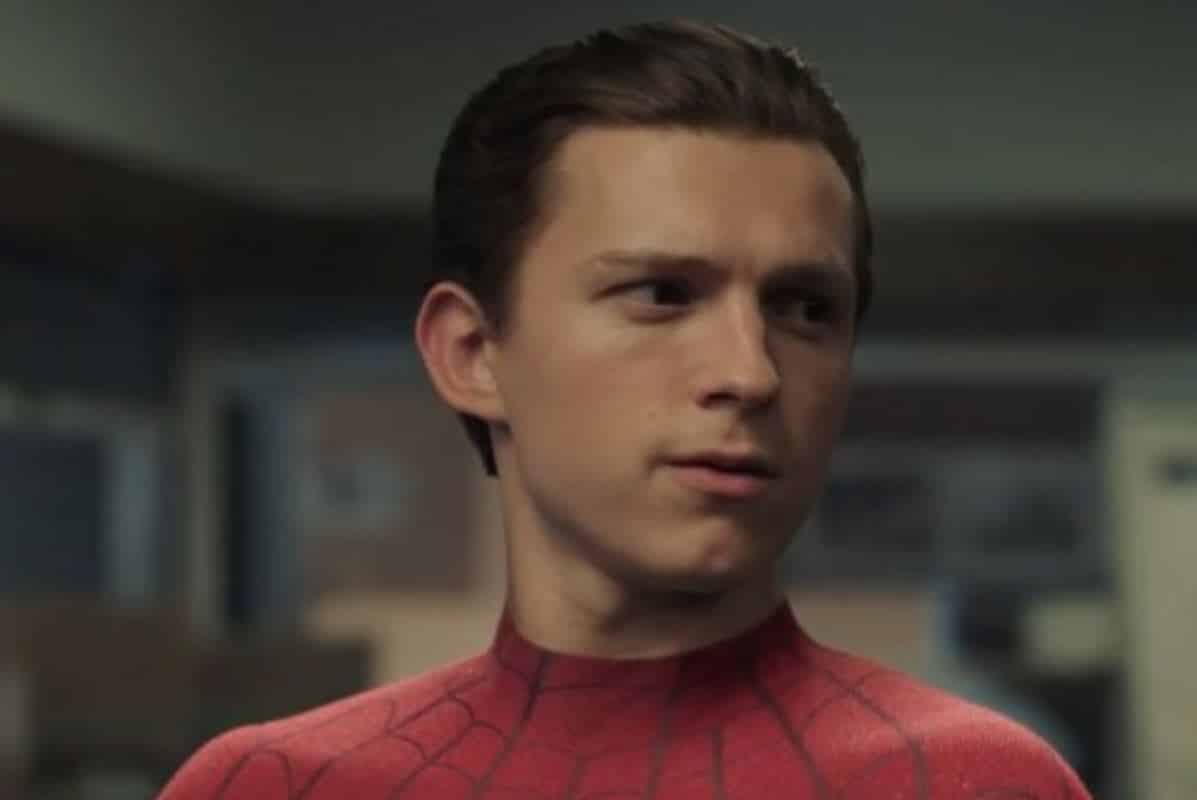Spider Man 3 Leaked Set Photos Reveal Tom Holland S Latest Spider Suit