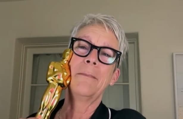 jamie lee curtis oscar pronouns