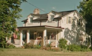 Stephen King's Most Popular Horror Movie Now Streaming On Netflix