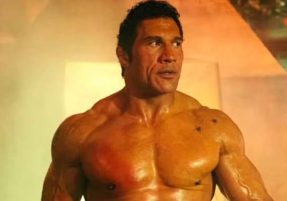 dwayne johnson the smashing machine