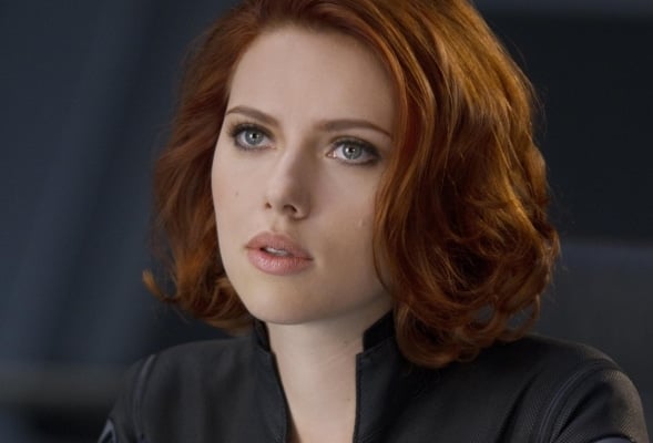 Scarlett Johansson Shows Off Blue Bikini During Beach Day scarlett johansson